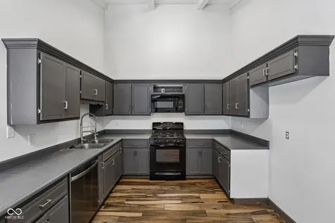 4037 Hillendale Drive Greenwood IN 46142