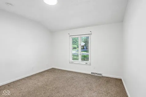 4037 Hillendale Drive Greenwood IN 46142