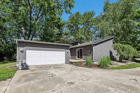 4037 Hillendale Drive Greenwood IN 46142