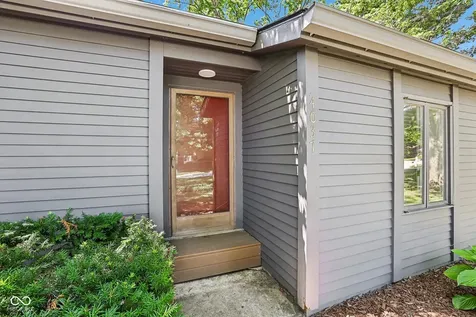 4037 Hillendale Drive Greenwood IN 46142