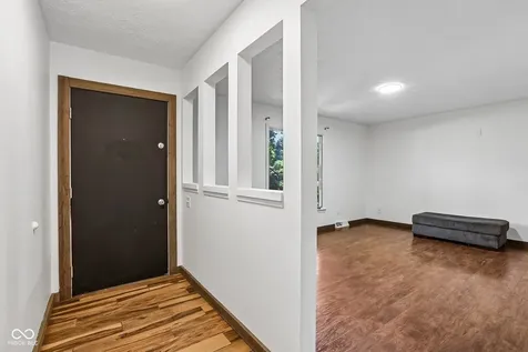 4037 Hillendale Drive Greenwood IN 46142