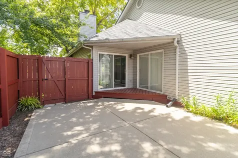 2416 E Hickory Boulevard Greenfield IN 46140