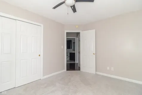 2416 E Hickory Boulevard Greenfield IN 46140
