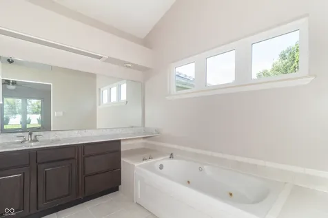 2416 E Hickory Boulevard Greenfield IN 46140