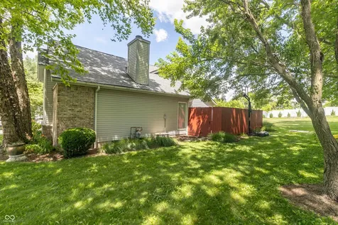 2416 E Hickory Boulevard Greenfield IN 46140