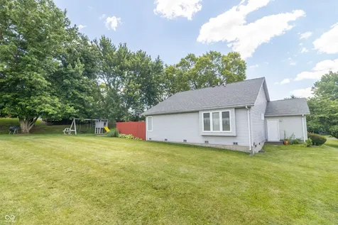 2416 E Hickory Boulevard Greenfield IN 46140