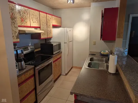 4371 W Village Parkway W Indianapolis IN 46254