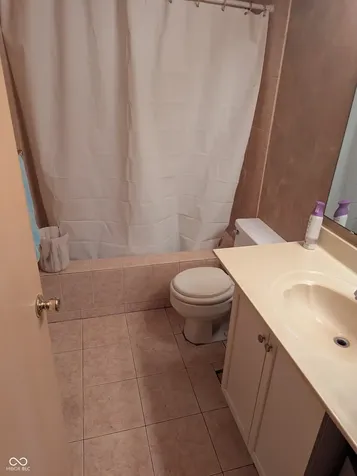 4371 W Village Parkway W Indianapolis IN 46254