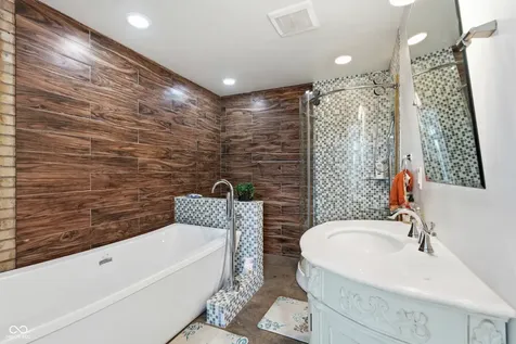 13967 Hawkstone Drive Fishers IN 46040