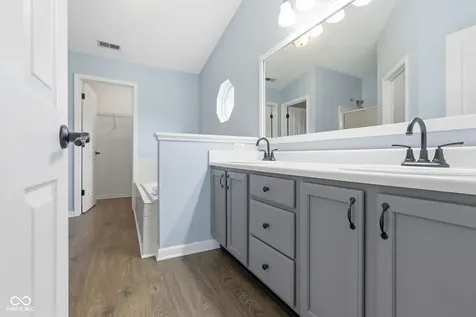 7141 Bracken Lane Indianapolis IN 46239