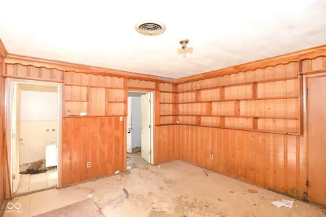 5515 Woodside Drive Indianapolis IN 46228