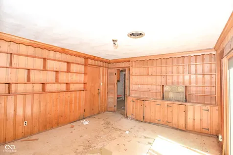 5515 Woodside Drive Indianapolis IN 46228