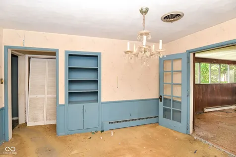 5515 Woodside Drive Indianapolis IN 46228