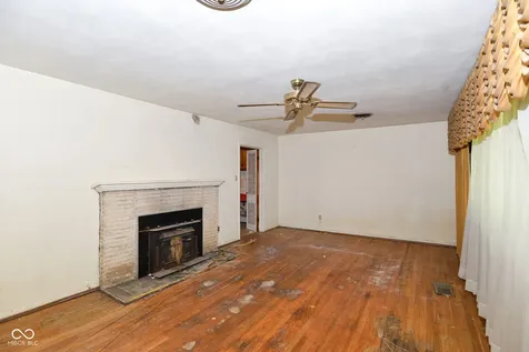 5515 Woodside Drive Indianapolis IN 46228