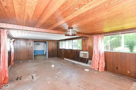 5515 Woodside Drive Indianapolis IN 46228