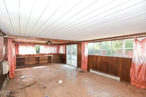 5515 Woodside Drive Indianapolis IN 46228