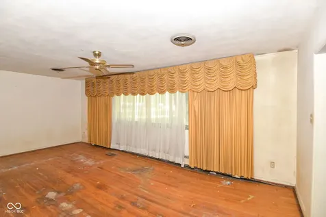 5515 Woodside Drive Indianapolis IN 46228
