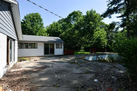 5515 Woodside Drive Indianapolis IN 46228