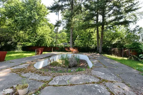 5515 Woodside Drive Indianapolis IN 46228