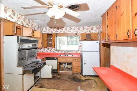 5515 Woodside Drive Indianapolis IN 46228