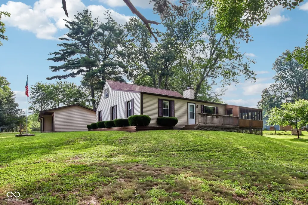 8645 Highland Road Martinsville IN 46151