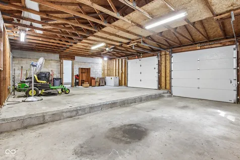 8645 Highland Road Martinsville IN 46151