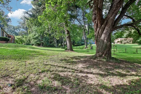 8645 Highland Road Martinsville IN 46151