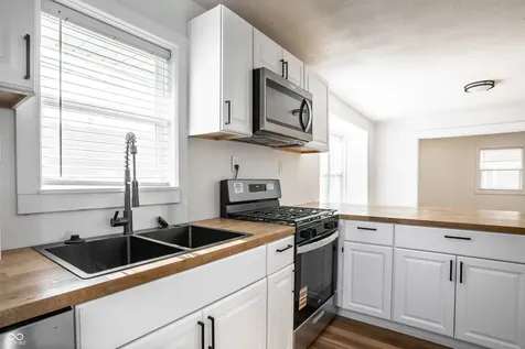 3318 E Saint Clair Street Indianapolis IN 46201