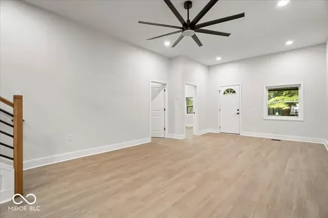 326 N Hamilton Indianapolis IN 46201