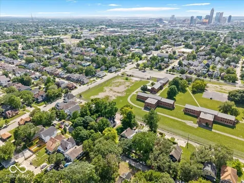 326 N Hamilton Indianapolis IN 46201