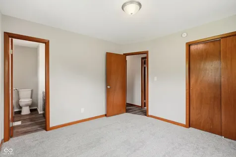 10628 E County Road 100 S Indianapolis IN 46231