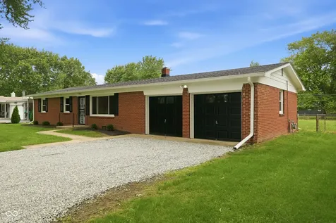10628 E County Road 100 S Indianapolis IN 46231