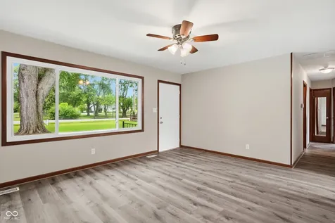 10628 E County Road 100 S Indianapolis IN 46231