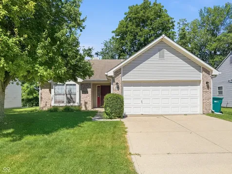 1266 Auburn Drive Brownsburg IN 46112
