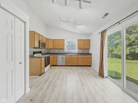 1266 Auburn Drive Brownsburg IN 46112