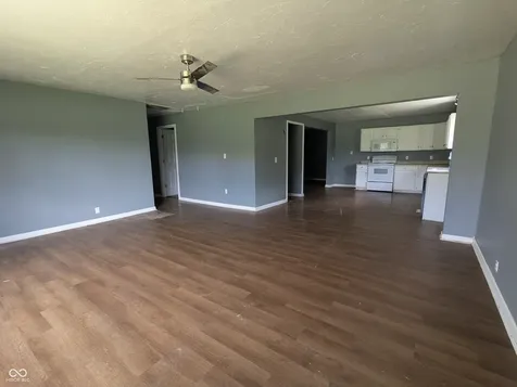 674 W 300 N Anderson IN 46011