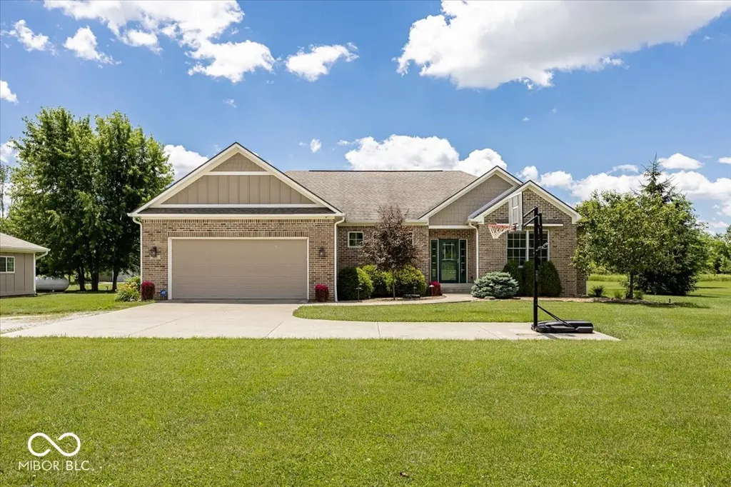 Sheridan IN, 603 W 216th Street