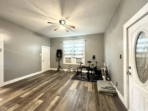 206 Whitlock Avenue Crawfordsville IN 47933