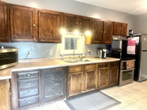 206 Whitlock Avenue Crawfordsville IN 47933