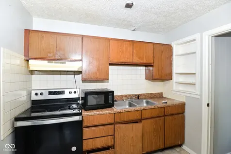3531 N Bancroft Street Indianapolis IN 46218