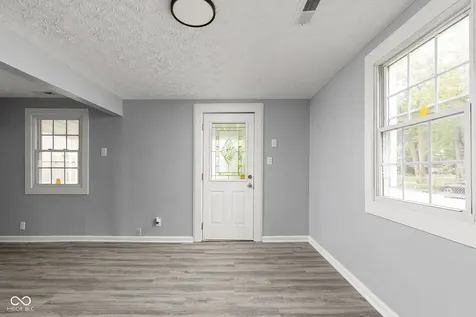 2207 Albany Street Indianapolis IN 46203