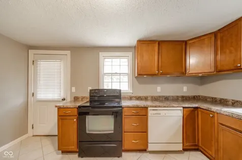 1614 S Luick Avenue Muncie IN 47302