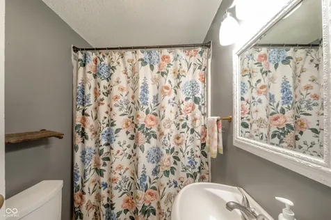 1614 S Luick Avenue Muncie IN 47302
