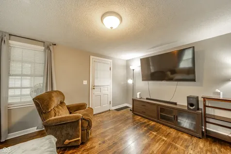 1614 S Luick Avenue Muncie IN 47302