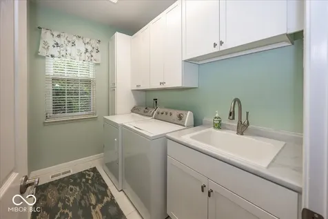 11934 Gray Eagle Drive Fishers IN 46037