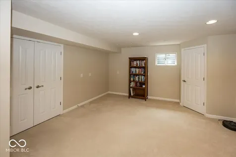 11934 Gray Eagle Drive Fishers IN 46037