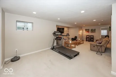 11934 Gray Eagle Drive Fishers IN 46037