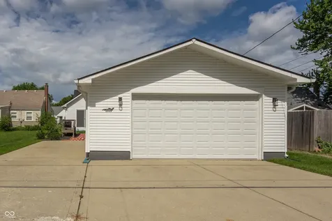 2029 Winton Avenue Speedway IN 46224