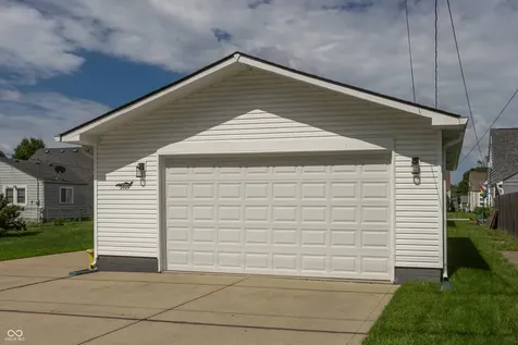 2029 Winton Avenue Speedway IN 46224