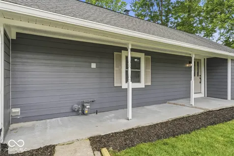 5547 W Southport Road Indianapolis IN 46221